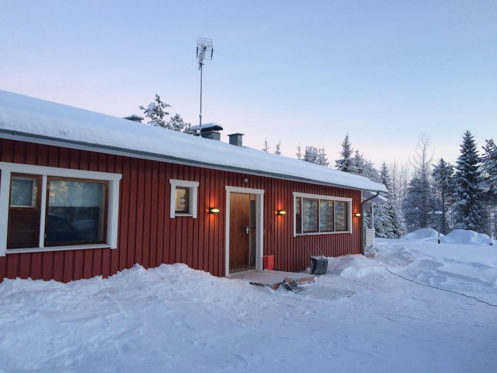 Ahosen Lomamoekit Vila Vikajärvi Exterior foto